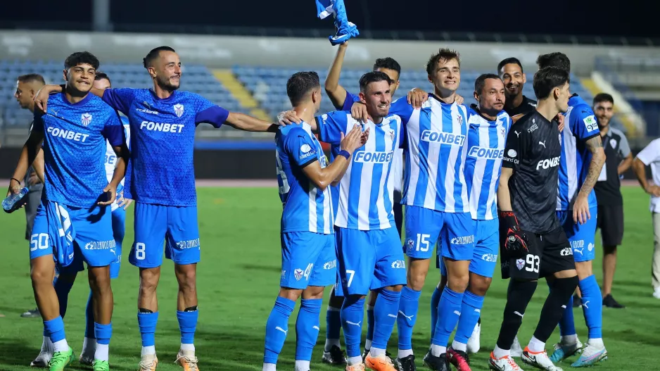 Θέλει το απόλυτο 