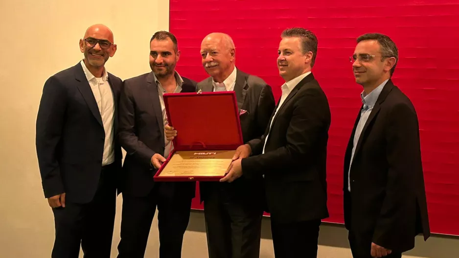 Τιμητική διάκριση στη CTC Automotive για τα 60 χρόνια HILTI στην Κύπρο