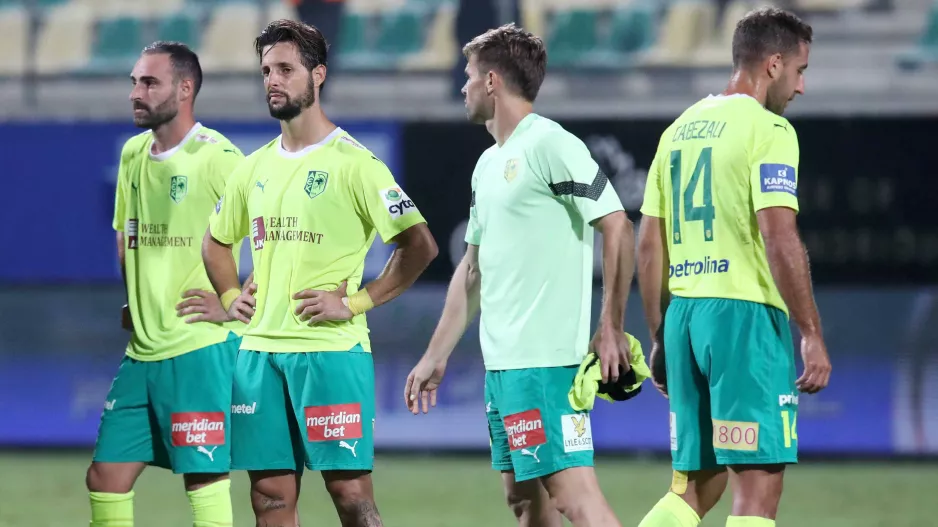 Επέστρεψε στις κακές συνήθειες