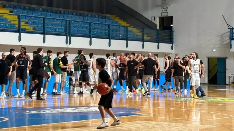 Ήττα για Πετρολίνα ΑΕΚ (Φώτος)