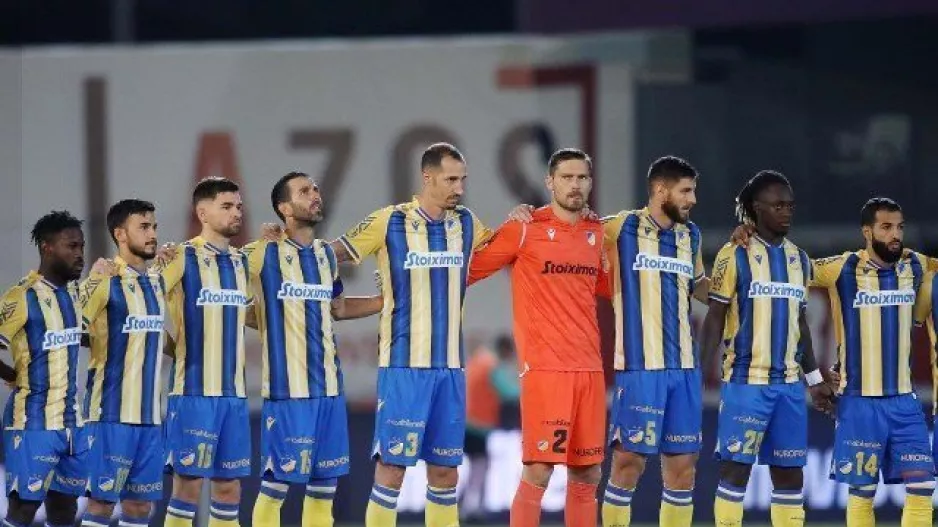 "Να'μαι πάλι στο πλευρό σου"