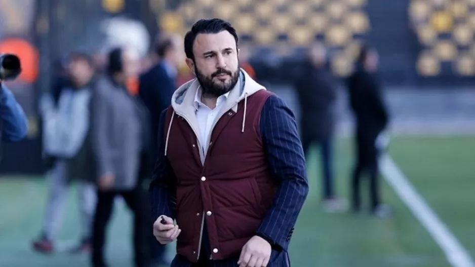 Άρης: Ανακοίνωσε πριμ ο Καρυπίδης και αποθεώθηκε-"Είναι τρελός ο πρόεδρος!"