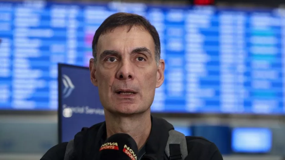 Μπαρτζώκας: "Πιθανό να πάρει χρόνο συμμετοχής ο Σίκμα, ανάλογα με το πώς θα πάει το παιχνίδι"