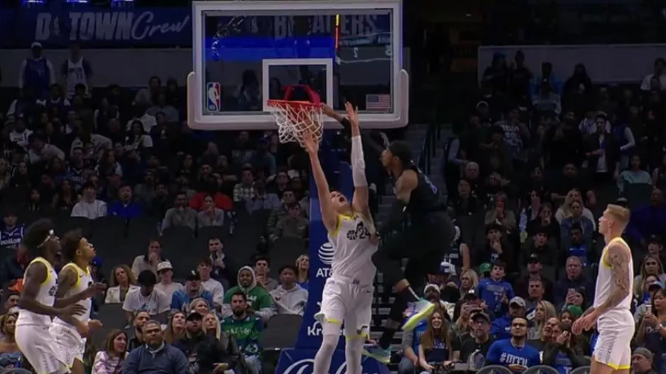NBA Top 10: Ο Χολμς έβαλε σε πόστερ τον Κέσλερ