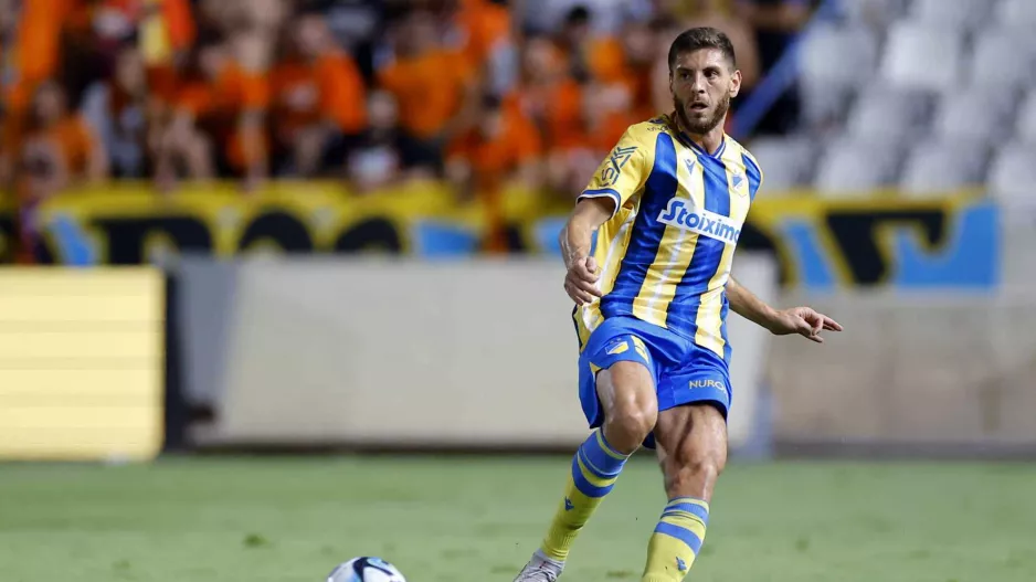 Πονάει ο  Κρέσπο, στις επάλξεις ο Ντβάλι