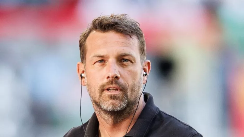 Διαφορετική άποψη/Weinzierl 
