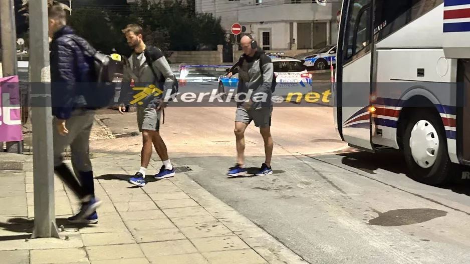 (Φώτος Kerkida) Άφιξη αποστολής Απόλλωνα
