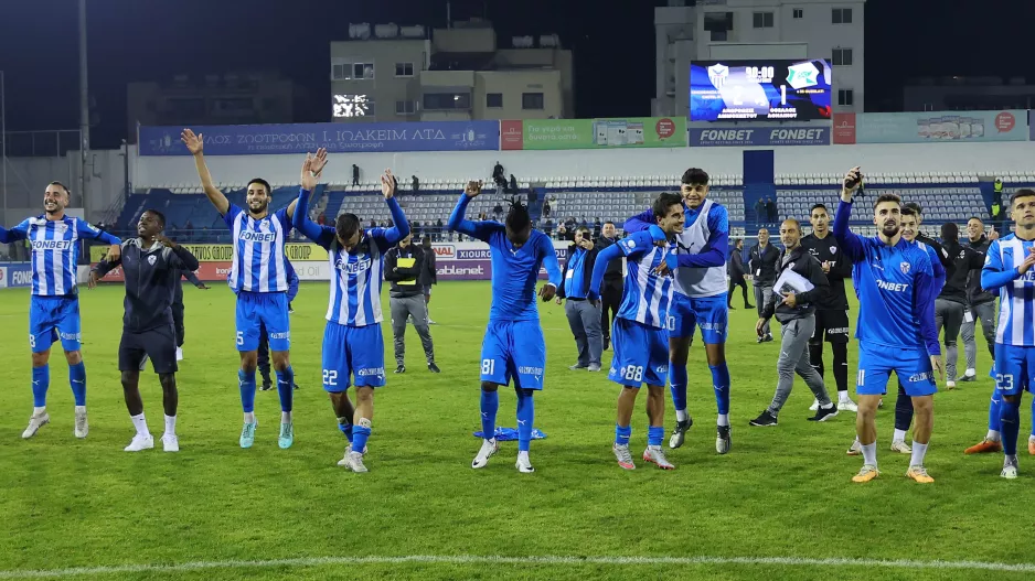 Με όλα... ανάποδα, η πρώτη της σεζόν!