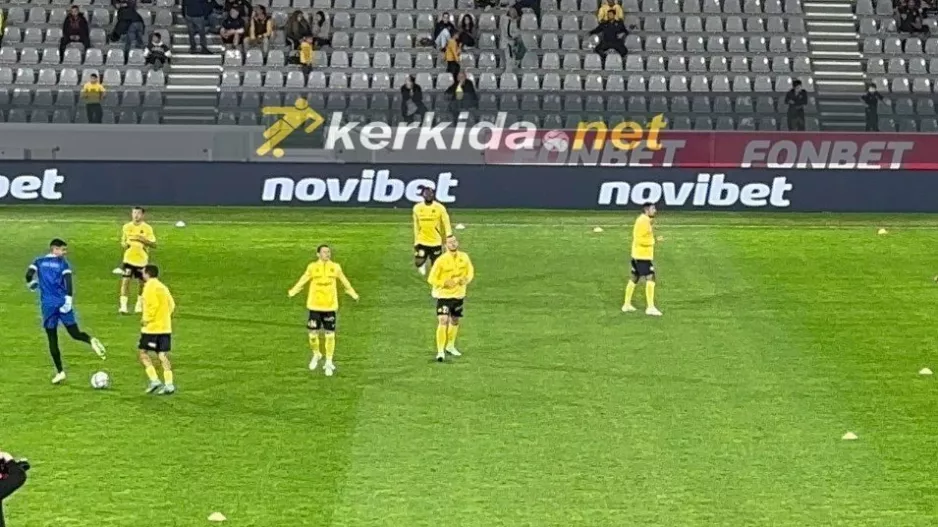 Η εντεκάδα της ΑΕΛ/ Αλλαγή... κίπερ