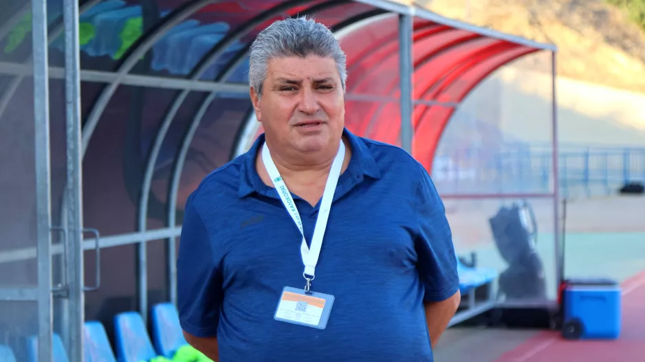 Ούτε χθες γήπεδο!