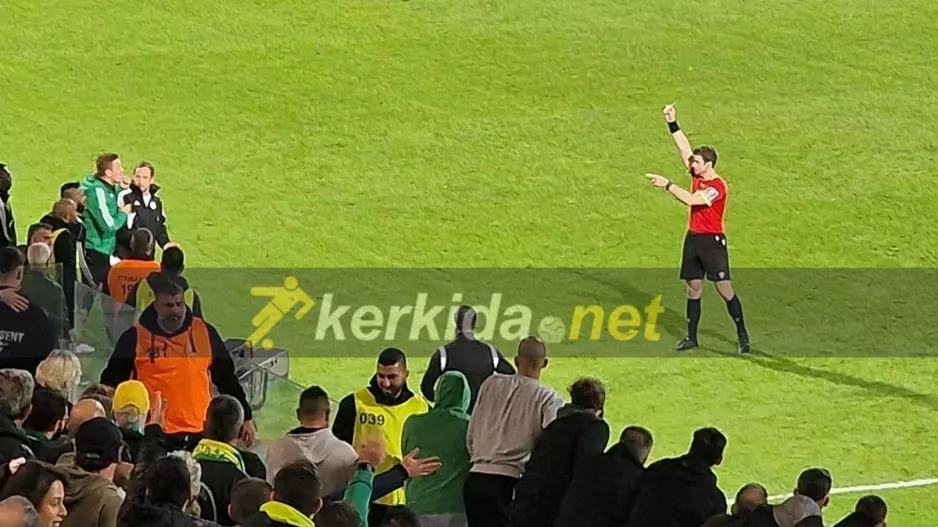 Σπιλέφσκι/Δέχθηκε κίτρινη, χειροκρότησε ειρωνικά και αποβλήθηκε 