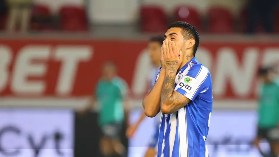 Λύγισαν...