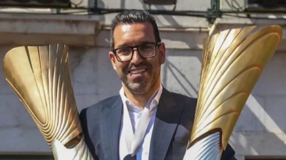 Παρουσιάζει τον Πέδρο Άλβες ο Ολυμπιακός