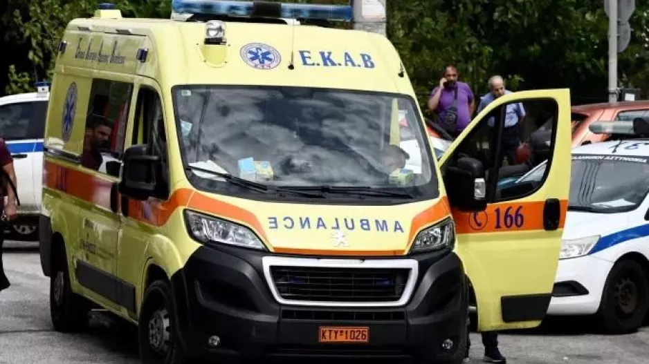 Σοκ στην Ακρόπολη: Κινέζος πέταξε τη γυναίκα του από το μπαλκόνι τρίτου ορόφου - Τον ψάχνει η αστυνομία