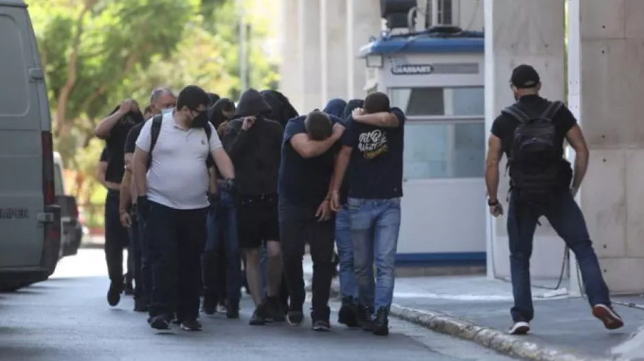 Μιχάλης Κατσούρης: Στον ανακριτή σήμερα το πρώτο γκρουπ των Κροατών χούλιγκαν