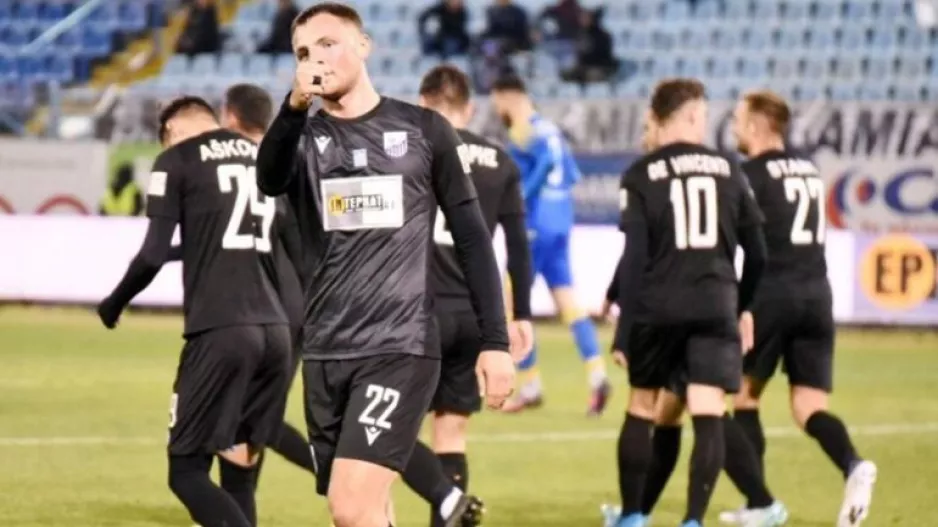 Στην Κύπρο για υπογραφές