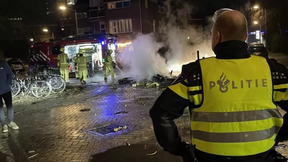 Χάος στην Ολλανδία την παραμονή της Πρωτοχρονιάς: Βίαια επεισόδια και πάνω από 200 συλλήψεις