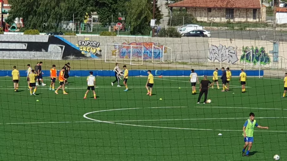Ανώτατη Κατηγορία/Οι ομάδες που βρίσκονται στις θέσεις υποβιβασμού (Πίνακας)