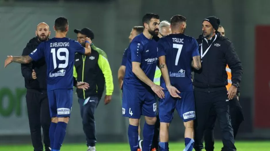 Σε... μεγάλους μπελάδες!