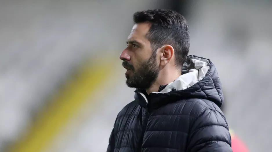 10... από Ομόνοια και ΑΠΟΕΛ