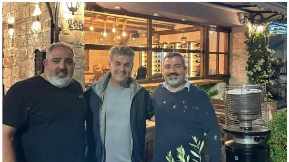 Βραδινή έξοδος για Παπασταύρου 