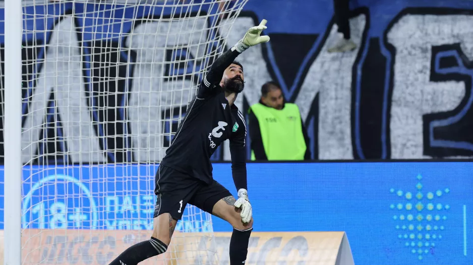 Ο 100άρης Βανά με... 40 clean sheet