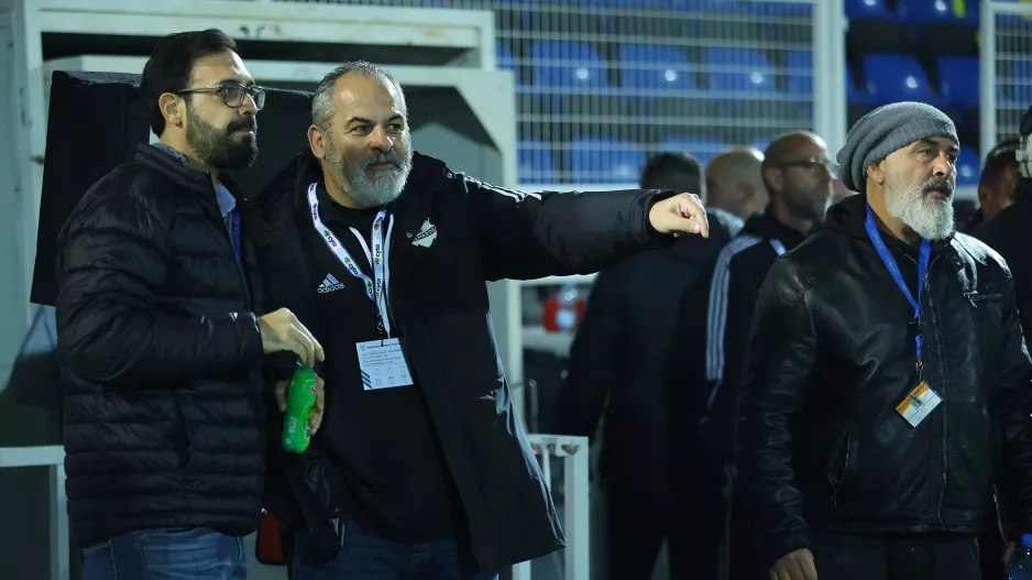 Εκεί και εκεί