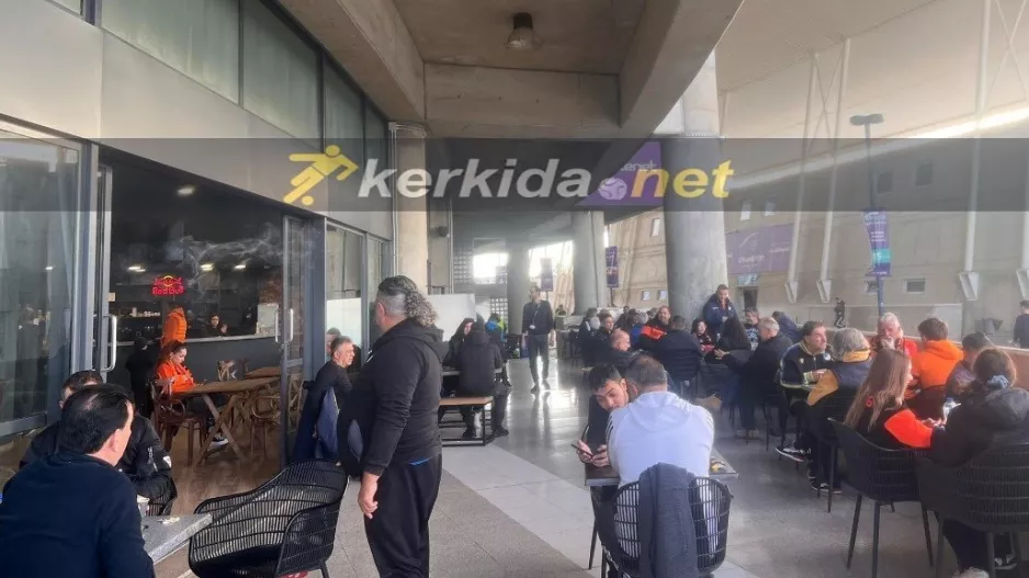 Τελευταίο καφεδάκι... πριν το ντέρμπι 