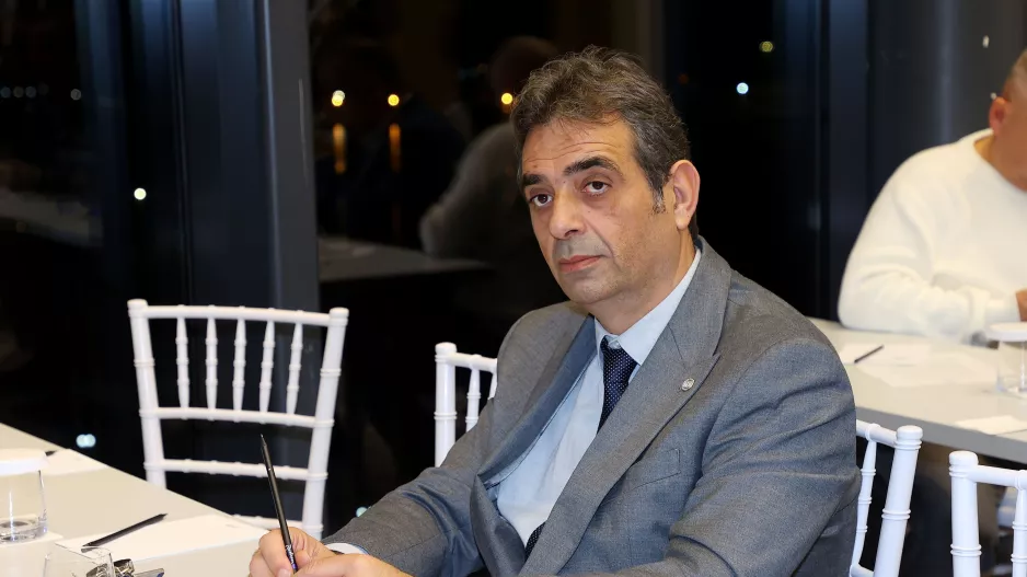 Ο Στέλιος της ΑΕΛ