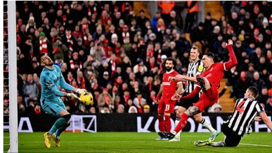 Παιχνιδάρα στο Anfield 