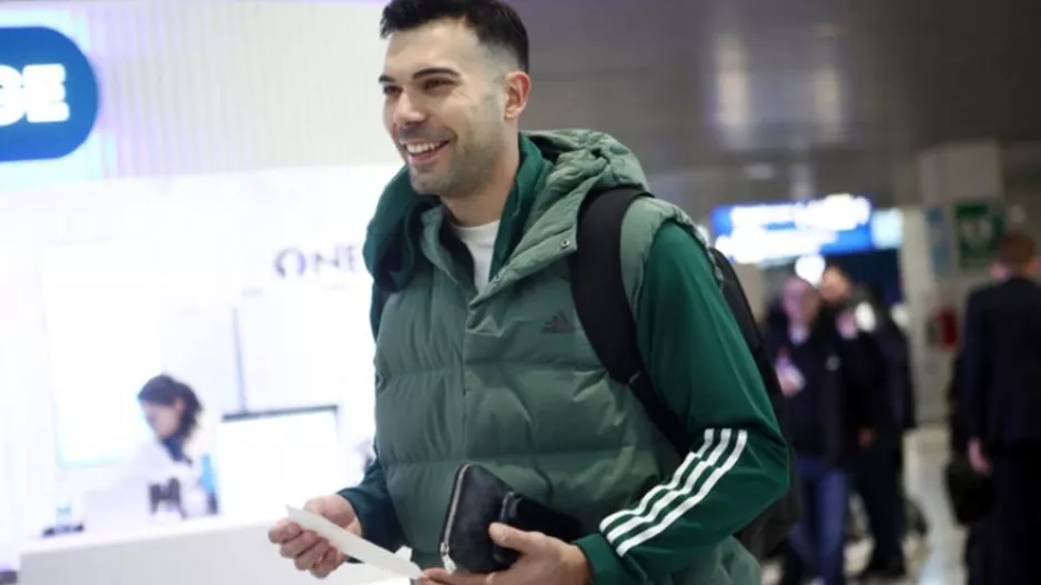 Με τον Σλούκα στην αποστολή πέταξε ο Παναθηναϊκός AKTOR για το Ηράκλειο