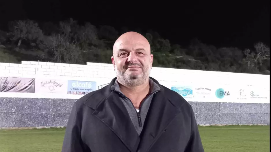 Πρόεδρος: "Για ακόμα μια φορά με κάνετε ΠΕΡΗΦΑΝΟ"