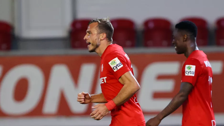 (S.M) Επιλογή... Nemanja Kuzmanovic!