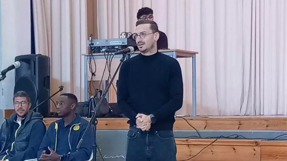 Μακρής/"Βίωσα τον ρατσισμό στην Αγγλία" (βίντεο/φώτος)