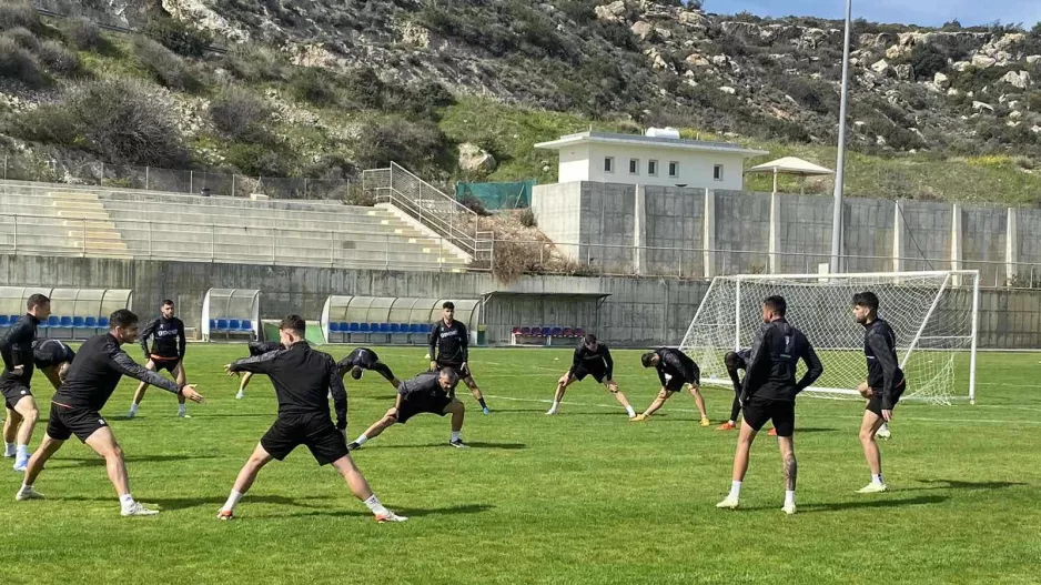 (Φώτος) Καρμιώτισσα/Με δύο απουσίες στο Δασάκι 