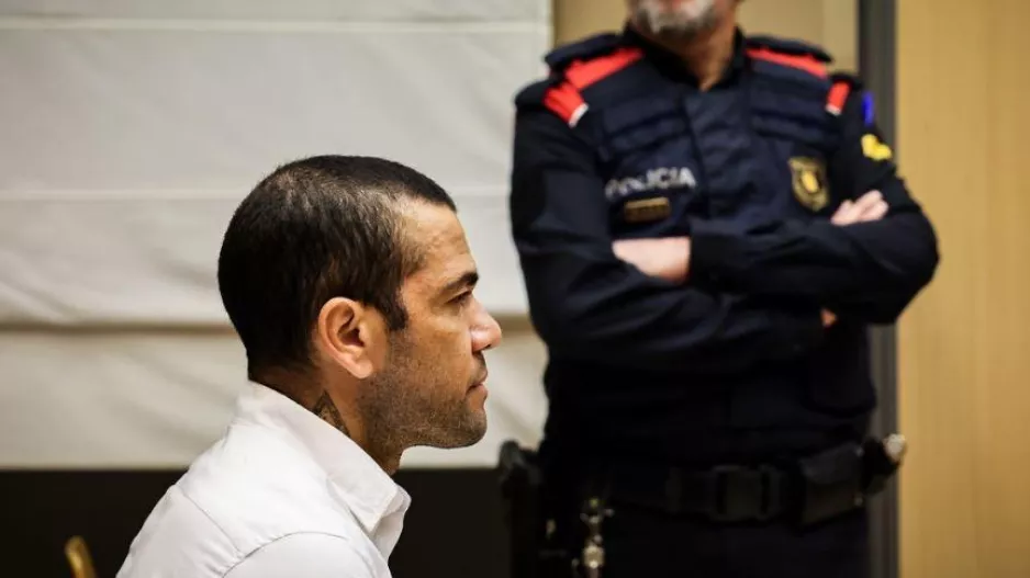 Η πρώτη φωτογραφία του Ντάνι Άλβες στο εδώλιο του κατηγορουμένου