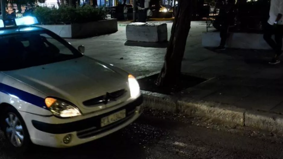 Θρίλερ στα Εξάρχεια: 50χρονος βρέθηκε νεκρός σε διαμέρισμα 