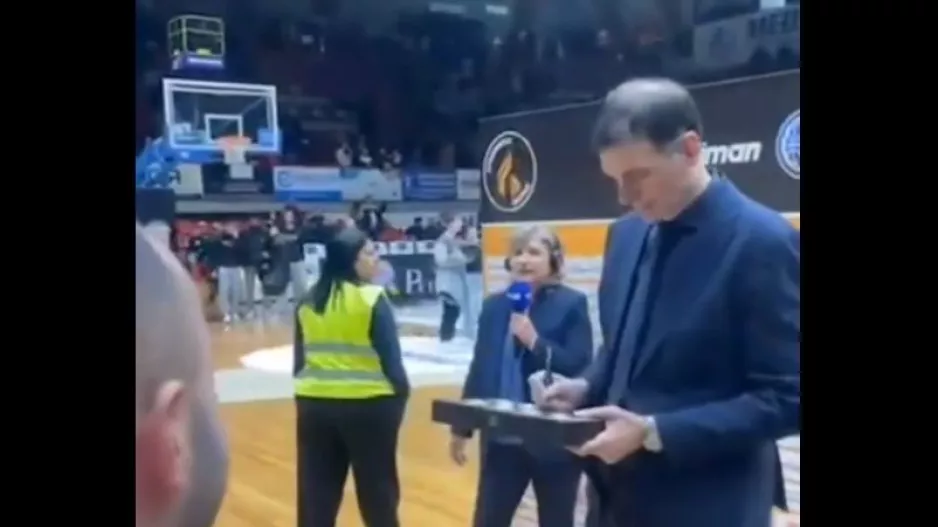 Ωραίο με... "σκακιστή" Μπαρτζώκα (βίντεο)