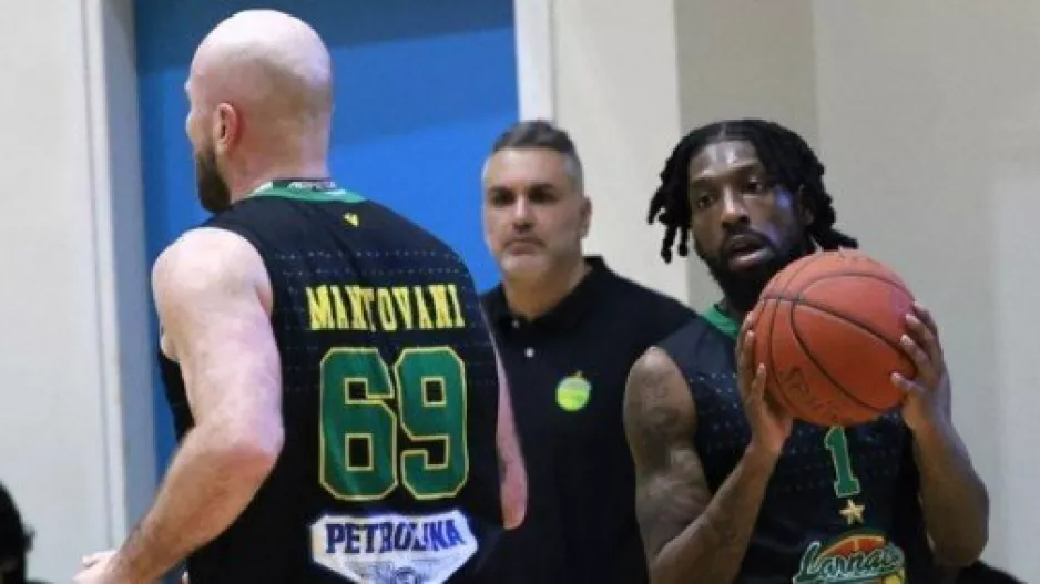 Έριξε σχεδόν... κατοστάρα στον Απόλλωνα