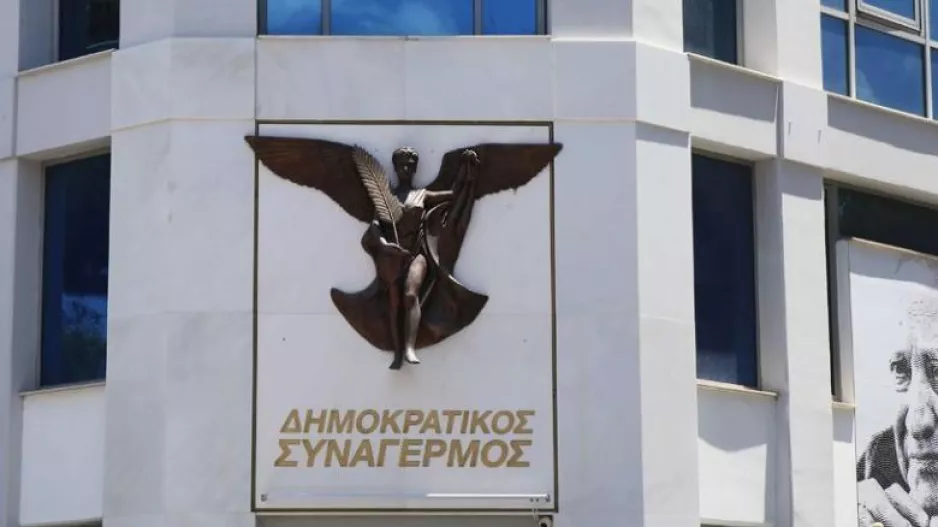 Στα χαρακώματα και έτοιμοι για εμφύλιο στον ΔΗΣΥ