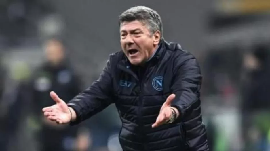 Ο Ματσάρι φεύγει, ο Καλτσόνα έρχεται στη Νάπολι