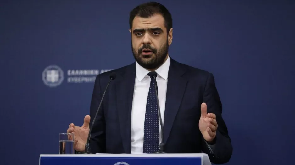 "Δε λέμε ότι είναι εύκολο εγχείρημα το άνοιγμα των γηπέδων με φιλάθλους, αλλά γι αυτό όμως έχουμε βάλει ένα αυστηρό πλαίσιο"