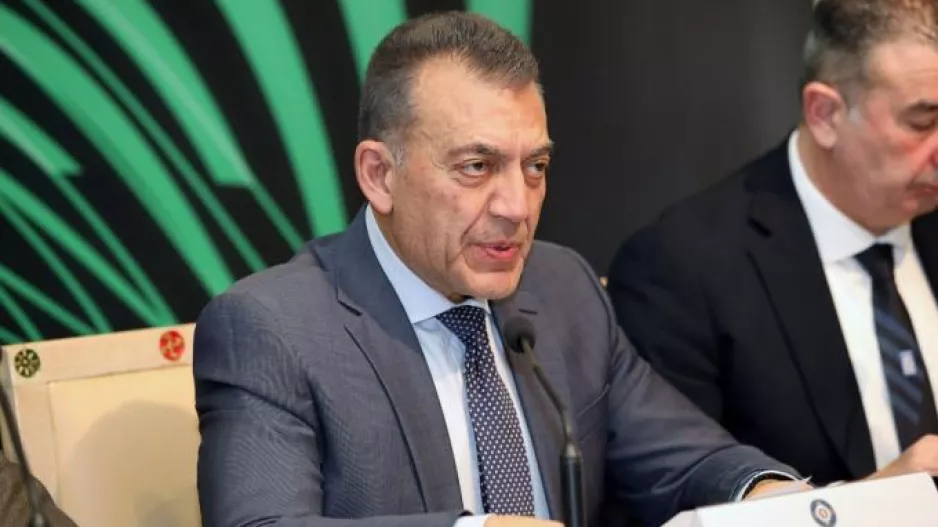 «Μακάρι να δούμε στον τελικό του Conference League Ολυμπιακό και ΠΑΟΚ»