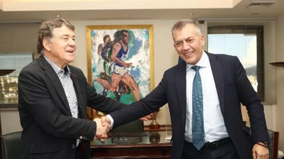 Συνάντηση Βρούτση - Ρεχάγκελ: «Σήμερα η αύρα του Ότο "πλημμύρισε" το Υπουργείο Αθλητισμού»