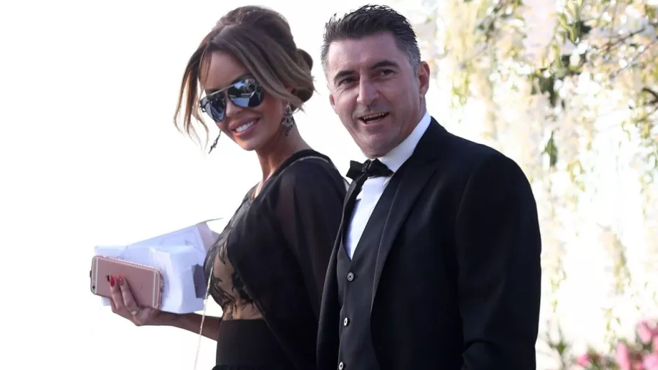 Ζαγοράκης: Η σύζυγός του μιλά για την κρίση που πέρασαν στον γάμο τους