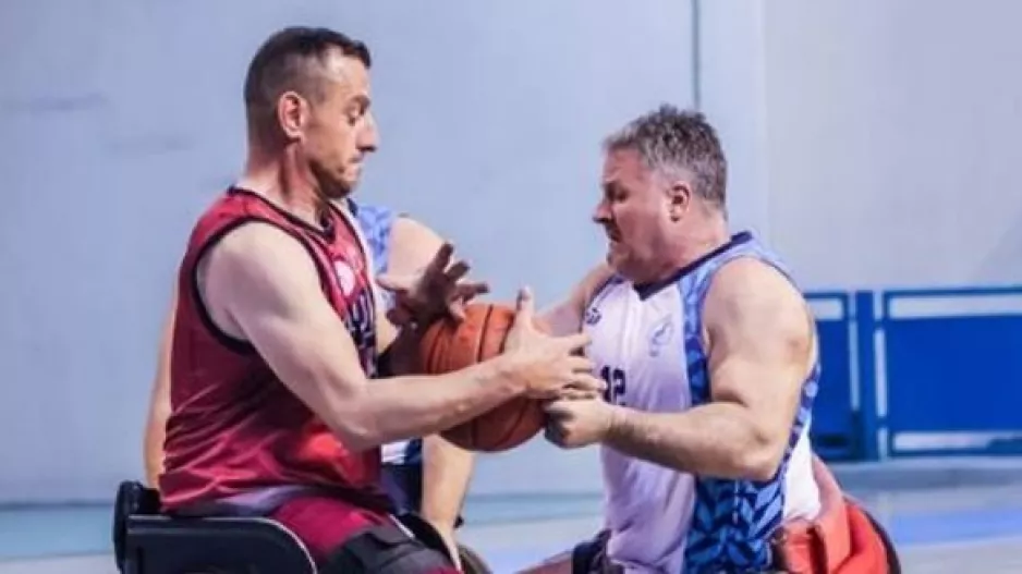 Απόλλων και Κεραυνός για τον τίτλο
