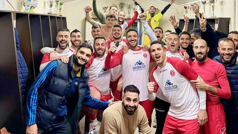 Μήνυμα προς το κόσμο: "Την Κυριακή να το σηκώσουμε μαζί"
