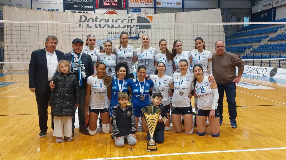 Ζήτησαν κύπελλο από τις "Αμαζόνες" (ΒΙΝΤΕΟ/Kerkida)  
