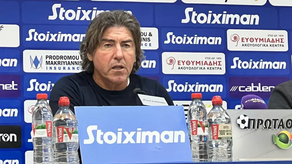 Σα Πίντο/"Μια ομάδα έπαιξε σήμερα- Ρώτησα τον ρεφ για τη φάση με τον Τομανέ, δεν τον  κάλεσε το VAR μου είπε"