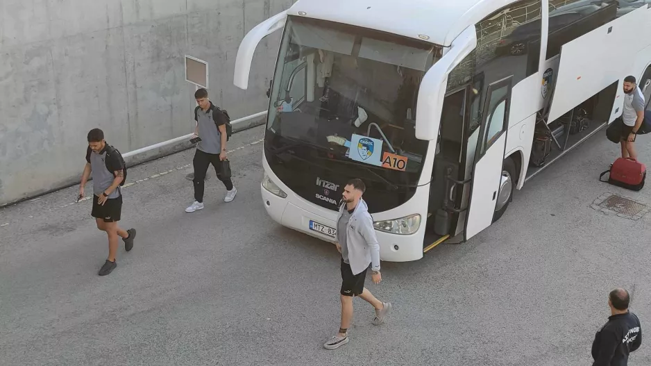 Η άφιξη της Πάφος FC (φώτος)